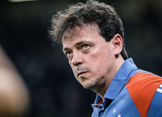 Fernando Diniz já balança no comando do Cruzeiro