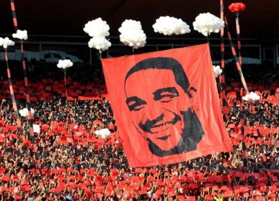 Adriano revela verdade sobre pé queimado antes de final com o Flamengo há 15 anos.
