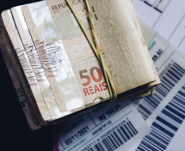 Dinheiro extra na conta? O que poucos sabem sobre colocar CPF na nota