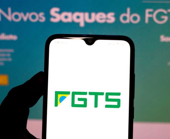 Nova regra do saque-aniversário do FGTS preocupa quem precisa do dinheiro
