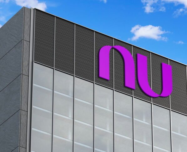 Nubank se prepara para fechar as portas