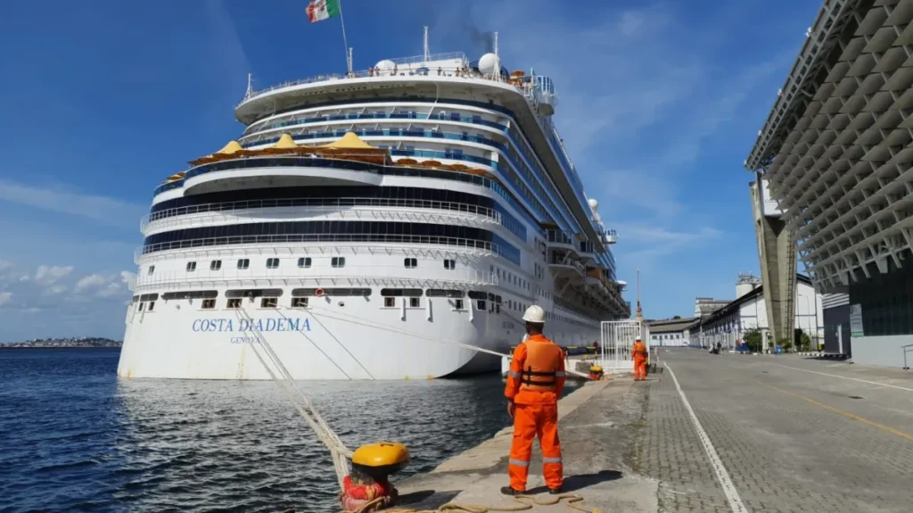 Um cabine simples no navio Costa Diadema custará cerca de R$ 120 mil no período | Foto: Divulgação/Costa Diadema