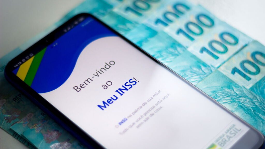 BPC de setembro vale R$ 1.518 e começa a ser pago dia 24