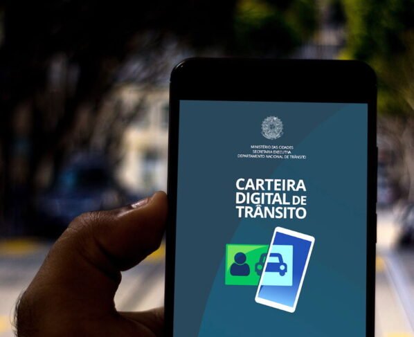Motoristas estão sendo surpreendidos com suspensão por causa de pontos na CNH