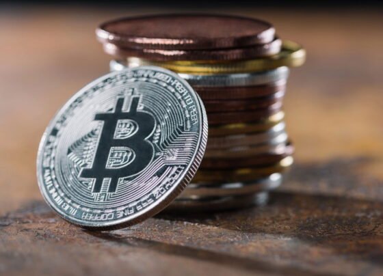 Ele reativa sua conta de 1.000 bitcoins pela primeira vez em 12 anos